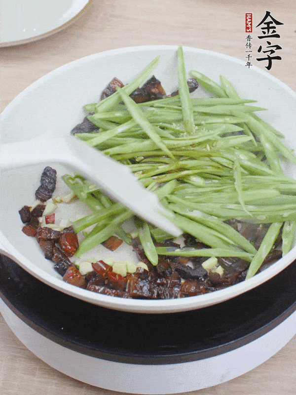 醬油肉炒四季豆的做法-家常味炒菜譜
