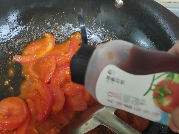 番茄水煮肉片的做法-咸鮮味煮菜譜-易網(wǎng)健康養(yǎng)生網(wǎng) 番茄水煮肉片的做法-咸鮮味煮菜譜