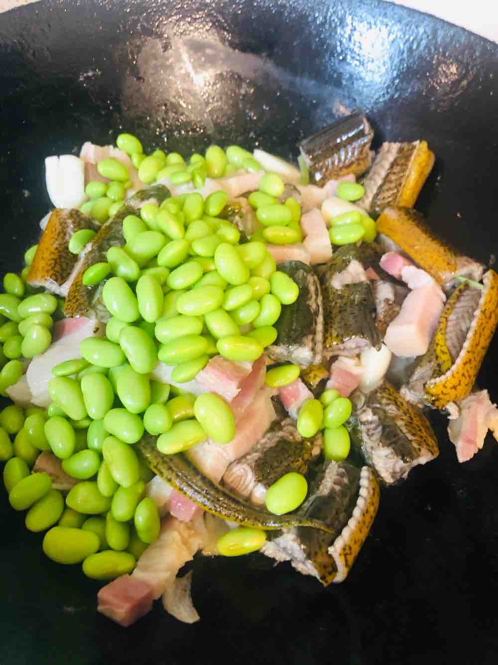 咸肉黃鱔的做法-咸鮮味煮菜譜-易網健康養生網 咸肉黃鱔的做法-咸鮮味煮菜譜