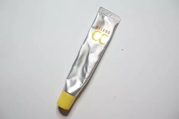  不同膚質保濕要做到潤而不膩 這些科普不得不學 