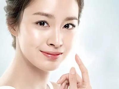 女性皮膚粗糙、干燥怎么辦，四個小方法養出緊致肌膚