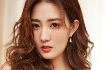 女明星都是怎么祛痘的,娜扎清潔徐璐補水,喬欣最科學-易網<a href=http://www.fnaogov.cn/ target=_blank class=infotextkey>健康養生</a>網 女明星都是怎么祛痘的,娜扎清潔徐璐補水,喬欣最科學