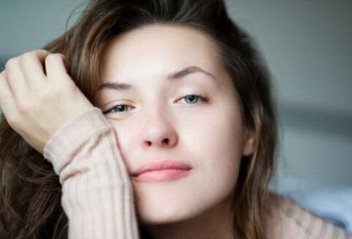 生理期皮膚暗沉發黃怎么辦？教你4招來調理膚色