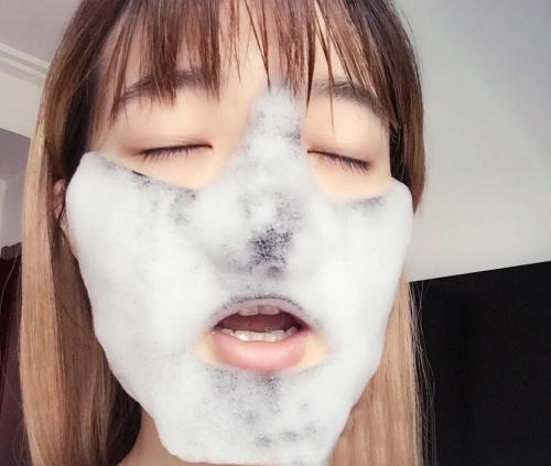 泡泡面膜泡泡越多臉越臟嗎 泡泡面膜真的有效果嗎-易網健康養生網 泡泡面膜泡泡越多臉越臟嗎 泡泡面膜真的有效果嗎