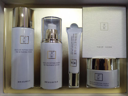 素野護膚品怎么樣?素野多肽護膚品有什么作用-易網(wǎng)<a href=http://www.fnaogov.cn/ target=_blank class=infotextkey>健康養(yǎng)生</a>網(wǎng) 素野護膚品怎么樣?素野多肽護膚品有什么作用
