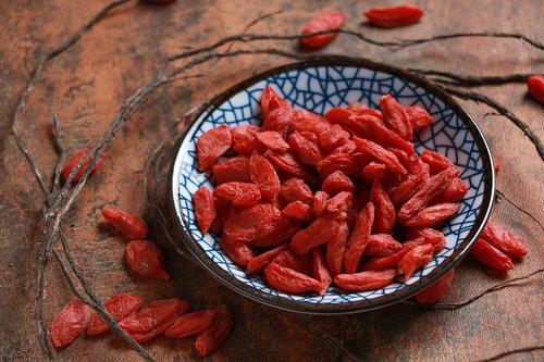 吃什么排黑色素最強？這些食物效果好