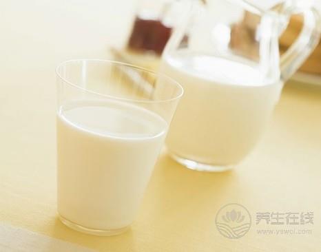 喝牛奶要注意 10種錯(cuò)誤喝法如同服毒