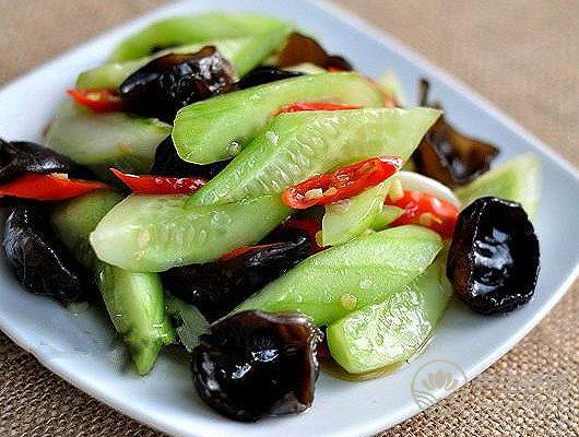夏季這么吃黃瓜，營養翻倍