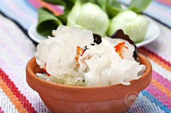 秋季潤肺清肺吃什么好？這3種方法，確實不錯，潤肺養顏
