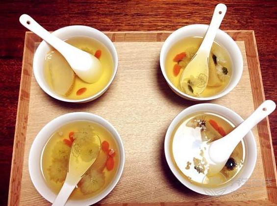 秋季潤肺清肺吃什么好？這3種方法，確實不錯，潤肺養顏