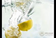 夏天常喝檸檬水，可以護(hù)肝養(yǎng)肝！