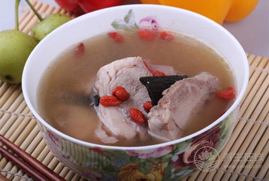 細(xì)數(shù)小雪節(jié)氣養(yǎng)生藥膳