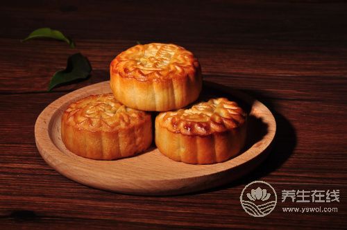 中秋節(jié)吃月餅的禁忌是什么?月餅不能和哪些食物一起吃?