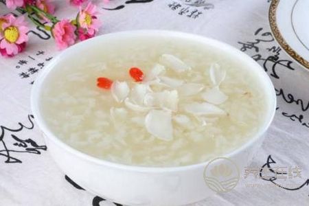 秋季吃什么水果養(yǎng)胃?秋季養(yǎng)胃吃什么食療方?