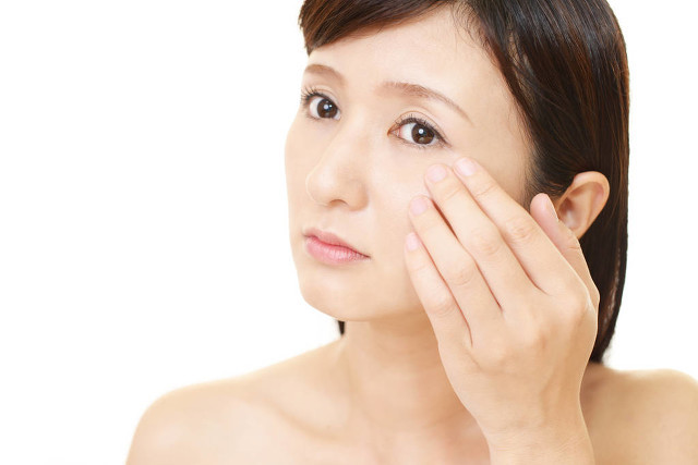 春節皮膚過敏癢,有些什么問題要注意?-易網健康<a href=http://www.fnaogov.cn/jkys/ target=_blank class=infotextkey>養生</a>網 春節皮膚過敏癢,有些什么問題要注意?