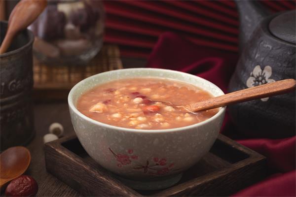 白扁豆怎么吃對脾胃好?調(diào)理脾胃的白扁豆吃法-易網(wǎng)健康<a href=http://www.fnaogov.cn/jkys/ target=_blank class=infotextkey>養(yǎng)生</a>網(wǎng) 白扁豆怎么吃對脾胃好?調(diào)理脾胃的白扁豆吃法